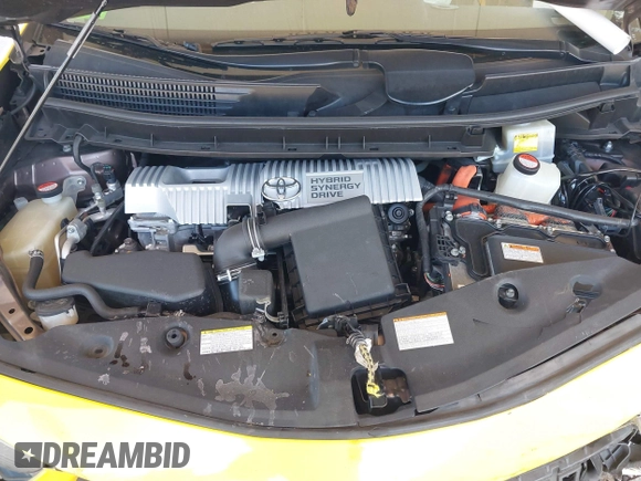 2016 Toyota Prius v Two with VIN JTDZN3EUXGJ055176, listed as a IAAI auction lot 42047651 with 282,741 mi miles. Bid and sale history available at carsss.com. Image 10.