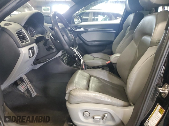 2018 Audi Q3 Premium Plus with VIN WA1JCCFS0JR033688, listed as a Copart auction lot 61352955 with 176,395 mi miles and Clean title. Bid and sale history available at DreamBid. Image 7.