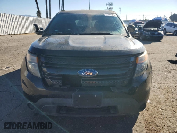 2015 Ford Utility Police Interceptor with VIN 1FM5K8AR4FGB98895, listed as a Copart auction lot 77586044 with 144,099 mi miles and Salvage Title. Bid and sale history available at carsss.com. Image 5.