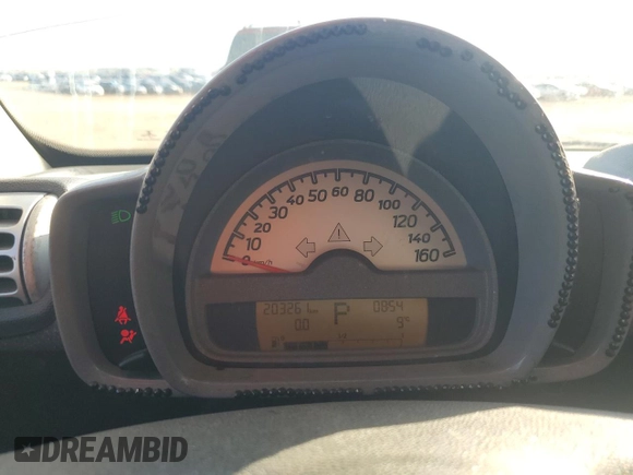 2009 Smart fortwo Pure with VIN WMEEJ31X89K287722, listed as a Copart auction lot 54266035 with 203,261 mi miles and Salvage Title. Bid and sale history available at carsss.com. Image 9.