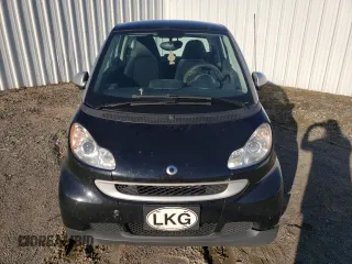2008 Smart fortwo Pure z VIN WMEEJ31X78K128849, wystawiony jako Copart lot #44351215 z przebiegiem 144 175 mil mil oraz Tytuł czysty. Historia ofert i sprzedaży dostępna na DreamBid. Obrazek 5.