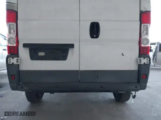 2017 Ram ProMaster Cargo Van with VIN 3C6TRVBG8HE542757, listed as a IAAI auction lot 41665335 with 72,358 mi miles. Bid and sale history available at carsss.com. Image 19.