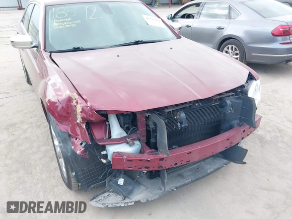 2019 Chrysler 300 Limited with VIN 2C3CCAKG4KH586497, listed as a IAAI auction lot 41511850 with 55,479 mi miles. Bid and sale history available at carsss.com. Image 6.