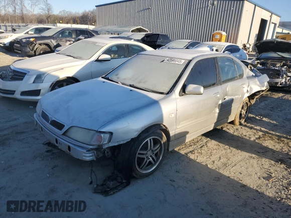 2002 Infiniti G20 Luxury with VIN JNKCP11A02T512055, listed as a Copart auction lot 42599045 with 160,649 mi miles and Salvage Title. Bid and sale history available at DreamBid. Image 1.