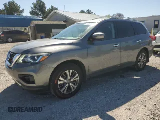 2020 Nissan Pathfinder S z VIN 5N1DR2AN5LC621701, wystawiony jako Copart lot #51997925 z przebiegiem 98 504 mil mil oraz Szkoda całkowita • Salvage title. Historia ofert i sprzedaży dostępna na DreamBid. Obrazek 1.