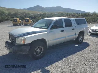 2007 Dodge Dakota ST z VIN 1D3HW28P07S173568, wystawiony jako Copart lot #57132075 z przebiegiem 167 477 mil mil oraz Szkoda całkowita • Salvage title. Historia ofert i sprzedaży dostępna na DreamBid. Obrazek 1.