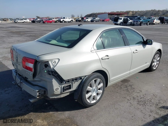 2008 Lincoln MKZ with VIN 3LNHM26T68R626650, listed as a IAAI auction lot 41685211 with 52,373 mi miles. Bid and sale history available at carsss.com. Image 4.