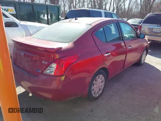 2014 Nissan Versa SV with VIN 3N1CN7AP5EL859231, listed as a IAAI auction lot 41766818 with 116,281 mi miles. Bid and sale history available at carsss.com. Image 4.