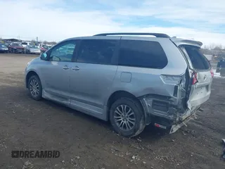 2019 Toyota Sienna XLE Auto Access Seat with VIN 5TDYZ3DC1KS002323, listed as a IAAI auction lot 41677879 with 86,470 mi miles. Bid and sale history available at carsss.com. Image 3.