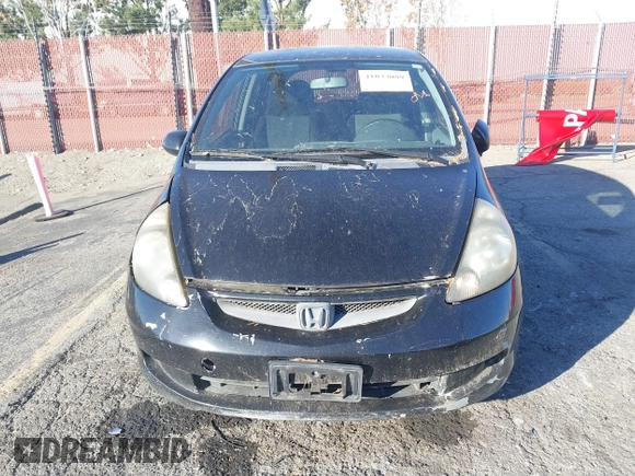 2007 Honda Fit с VIN JHMGD38467S062303, выставлен на аукционе IAAI как лот 41033089 с пробегом 270 488 миль миль и . История ставок и продаж доступна на DreamBid. Изображение 6.