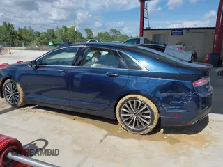 2017 Lincoln MKZ Select с VIN 3LN6L5C99HR609278, выставлен на аукционе IAAI как лот 42388369 с пробегом 82 346 миль миль и . История ставок и продаж доступна на DreamBid. Изображение 14.