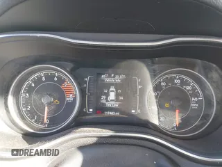 2019 Jeep Cherokee Latitude with VIN 1C4PJMCX7KD127657, listed as a IAAI auction lot 41756436 with 117,483 mi miles. Bid and sale history available at carsss.com. Image 7.