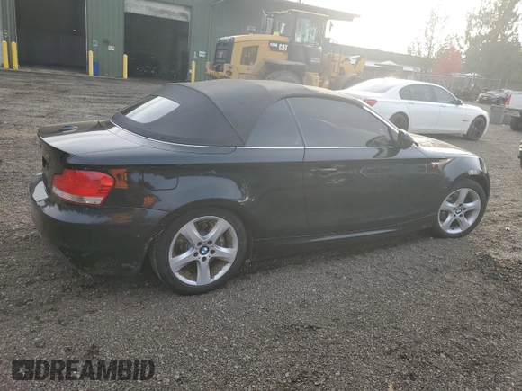 2010 BMW 1 Series 135i with VIN WBAUN9C58AVK41899, listed as a Copart auction lot 80092374 with 81,221 mi miles and Salvage title. Bid and sale history available at DreamBid. Image 3.