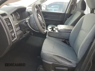2018 Ram 1500 Express z VIN 1C6RR6FT6JS216921, wystawiony jako Copart lot #52891955 z przebiegiem 143 371 mil mil oraz Szkoda całkowita • Salvage title. Historia ofert i sprzedaży dostępna na DreamBid. Obrazek 7.