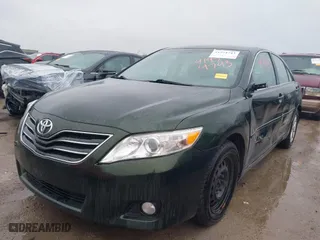 2011 Toyota Camry LE with VIN 4T4BF3EK9BR154092, listed as a IAAI auction lot 41974743 with 275,563 mi miles. Bid and sale history available at carsss.com. Image 17.