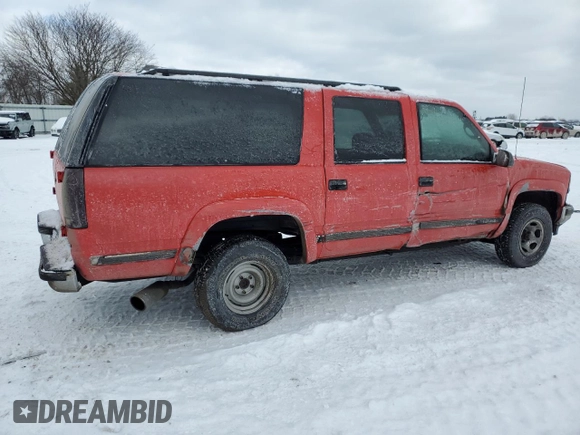 1997 Chevrolet Suburban with VIN 3GNEC16RXVG182115, listed as a Copart auction lot 87527555 with 321,510 mi miles and Clean Title. Bid and sale history available at carsss.com. Image 3.