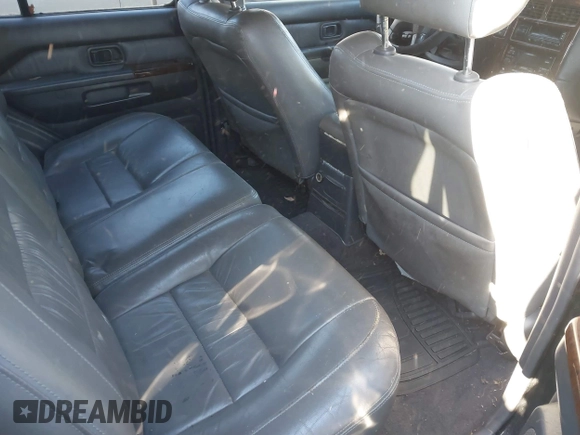 2000 Infiniti QX4 z VIN JNRAR07YXYW085007, wystawiony jako IAAI lot #41671667 z przebiegiem 309 951 mil mil oraz . Historia ofert i sprzedaży dostępna na DreamBid. Obrazek 8.