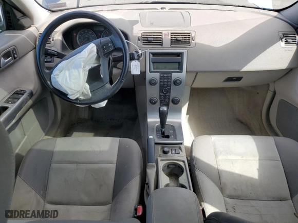 2006 Volvo S40 2.4L with VIN YV1MS390562158566, listed as a Copart auction lot 68528084 with 110,206 mi miles and Salvage Title. Bid and sale history available at carsss.com. Image 8.