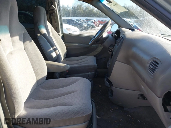 2003 Dodge Caravan Sport with VIN 2D4GP44R23R328592, listed as a IAAI auction lot 41422474 with 0 mi miles. Bid and sale history available at carsss.com. Image 5.