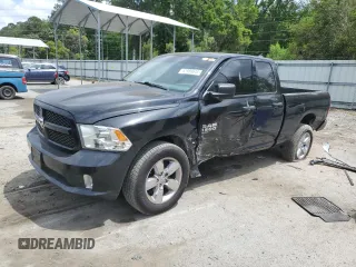 2019 Ram 1500 Tradesman z VIN 1C6RR7FG9KS569891, wystawiony jako Copart lot #53989645 z przebiegiem 46 863 mil mil oraz Szkoda całkowita • Salvage title. Historia ofert i sprzedaży dostępna na DreamBid. Obrazek 1.