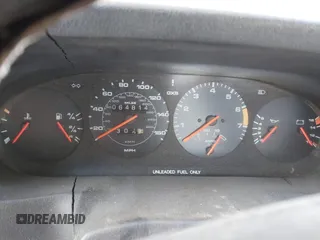 1982 Porsche 928 z VIN WP0JA0926CS821506, wystawiony jako IAAI lot #41903954 z przebiegiem 64 814 mil mil oraz . Historia ofert i sprzedaży dostępna na DreamBid. Obrazek 15.