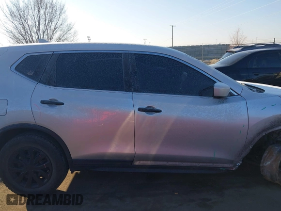 2018 Nissan Rogue S with VIN KNMAT2MT3JP533643, listed as a IAAI auction lot 41342339 with 156,925 mi miles. Bid and sale history available at carsss.com. Image 14.