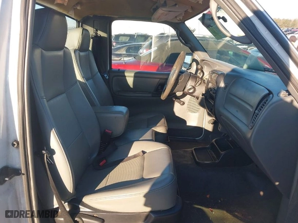 2006 Ford Ranger XL with VIN 1FTYR10D86PA80410, listed as a IAAI auction lot 41577897 with 130,386 mi miles. Bid and sale history available at carsss.com. Image 8.