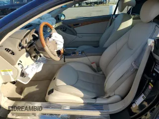 2007 Mercedes-Benz SL 550 z VIN WDBSK71FX7F134907, wystawiony jako Copart lot #51100175 z przebiegiem 133 355 mil mil oraz Szkoda całkowita • Salvage title. Historia ofert i sprzedaży dostępna na DreamBid. Obrazek 7.
