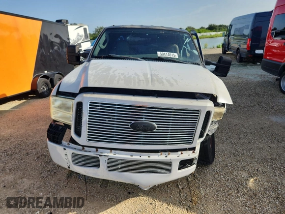 2005 Ford F-350 XL с VIN 1FTWW31P75EB69657, выставлен на аукционе Copart как лот 59414615 с пробегом 100 265 миль миль и Списание • Salvage title. История ставок и продаж доступна на DreamBid. Изображение 5.