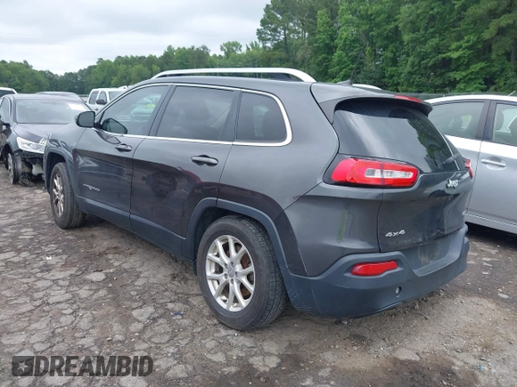 2016 Jeep Cherokee Altitude with VIN 1C4PJMCB6GW117878, listed as a IAAI auction lot 42418402 with 139,665 mi miles and . Bid and sale history available at DreamBid. Image 3.