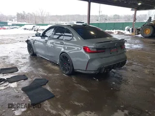 2023 BMW M3 Competition xDrive z VIN WBS43AY01PFN42727, wystawiony jako IAAI lot #41558240 z przebiegiem Nie podano mil oraz . Historia ofert i sprzedaży dostępna na DreamBid. Obrazek 3.