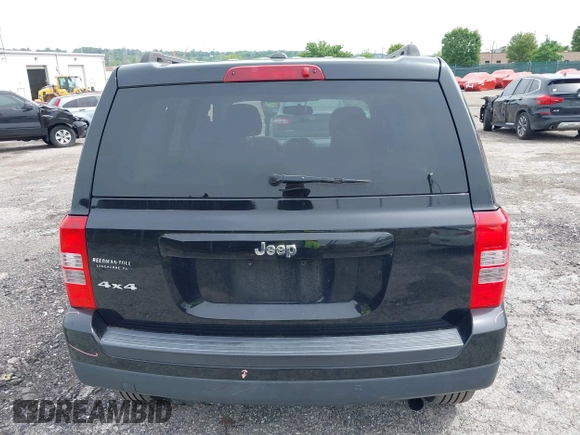 2015 Jeep Patriot Sport with VIN 1C4NJRBB1FD121420, listed as a IAAI auction lot 42344487 with 124,288 mi miles and . Bid and sale history available at DreamBid. Image 17.