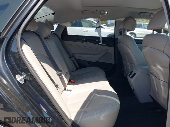 2016 Hyundai Sonata Sport with VIN 5NPE34AF8GH379592, listed as a IAAI auction lot 41964780 with 117,907 mi miles and . Bid and sale history available at DreamBid. Image 8.