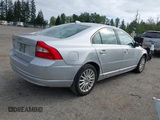 2008 Volvo S80 3.2L with VIN YV1AS982081078979, listed as a IAAI auction lot 42136831 with 196,871 mi miles. Bid and sale history available at carsss.com. Image 4.