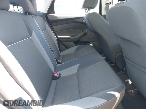 2012 Ford Focus SE with VIN 1FAHP3F2XCL433827, listed as a IAAI auction lot 41843960 with 156,343 mi miles. Bid and sale history available at carsss.com. Image 8.