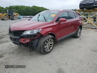 2016 Lincoln MKC Select z VIN 5LMCJ2D96GUJ02946, wystawiony jako Copart lot #62508545 z przebiegiem 170 785 mil mil oraz Szkoda całkowita • Salvage title. Historia ofert i sprzedaży dostępna na DreamBid. Obrazek 1.