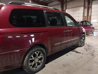 2014 Kia Sedona EX with VIN KNDMH4C74E6547870, listed as a IAAI auction lot 41403040 with 156,005 mi miles. Bid and sale history available at carsss.com. Image 13.