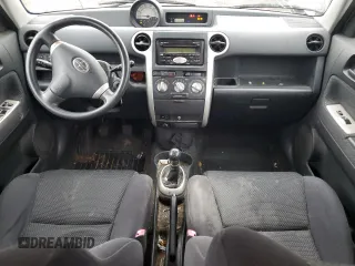 2005 Scion xB with VIN JTLKT334X50190191, listed as a Copart auction lot 89020095 with 330,148 mi miles and Salvage Title. Bid and sale history available at carsss.com. Image 8.