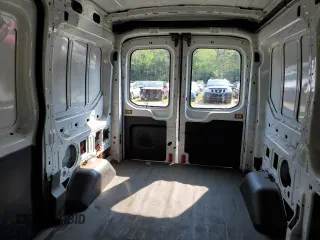 2017 Ford Transit Cargo с VIN 1FTYE1CMXHKA88550, выставлен на аукционе Copart как лот 60448795 с пробегом 164 824 миль миль и Чистый • Clean title. История ставок и продаж доступна на DreamBid. Изображение 10.