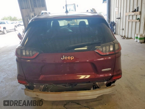 2019 Jeep Cherokee Latitude Plus z VIN 1C4PJLLB0KD160112, wystawiony jako Copart lot #61689185 z przebiegiem 72 019 mil mil oraz Szkoda całkowita • Salvage title. Historia ofert i sprzedaży dostępna na DreamBid. Obrazek 6.