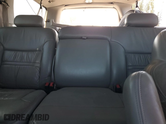 2000 Ford Excursion Limited с VIN 1FMNU42S7YED18014, выставлен на аукционе Copart как лот 52730495 с пробегом 153 596 миль миль и Списание • Salvage title. История ставок и продаж доступна на DreamBid. Изображение 10.
