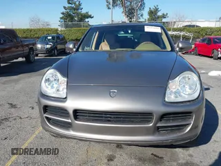 2005 Porsche Cayenne with VIN WP1AA29P35LA25539, listed as a IAAI auction lot 41653826 with 162,439 mi miles. Bid and sale history available at carsss.com. Image 13.