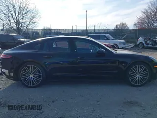 2018 Porsche Panamera с VIN WP0AA2A73JL119458, выставлен на аукционе IAAI как лот 41910216 с пробегом 62 344 миль миль и . История ставок и продаж доступна на DreamBid. Изображение 12.