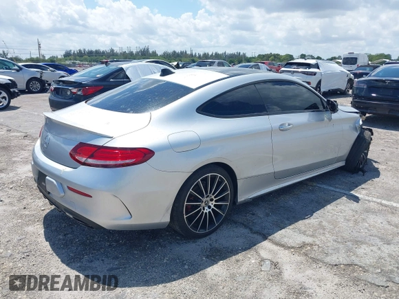 2017 Mercedes-Benz C 300 with VIN WDDWJ4JBXHF531168, listed as a IAAI auction lot 41923352 with 82,262 mi miles and . Bid and sale history available at carsss.com. Image 4.