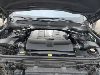 2018 Land Rover Range Rover Sport HSE Dynamic with VIN SALWV2SV7JA800525, listed as a Copart auction lot 45328045 with 48,497 mi miles and Salvage Title. Bid and sale history available at carsss.com. Image 12.