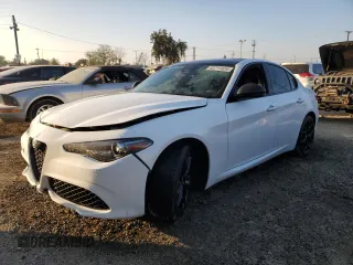 2019 Alfa Romeo Giulia Sport with VIN ZARFAMAN1K7613723, listed as a Copart auction lot 83711424 with 0 mi miles and Salvage Title. Bid and sale history available at carsss.com. Image 1.