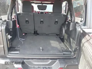 2021 Jeep Wrangler Unlimited Willys с VIN 1C4HJXDG2MW646904, выставлен на аукционе IAAI как лот 42267506 с пробегом 55 530 миль миль и . История ставок и продаж доступна на DreamBid. Изображение 12.