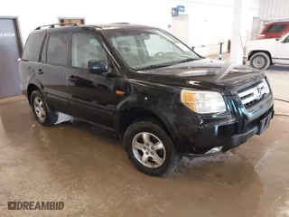 2008 Honda Pilot EX with VIN 5FNYF18418B029986, listed as a IAAI auction lot 41474195 with 230,524 mi miles. Bid and sale history available at carsss.com. Image 1.