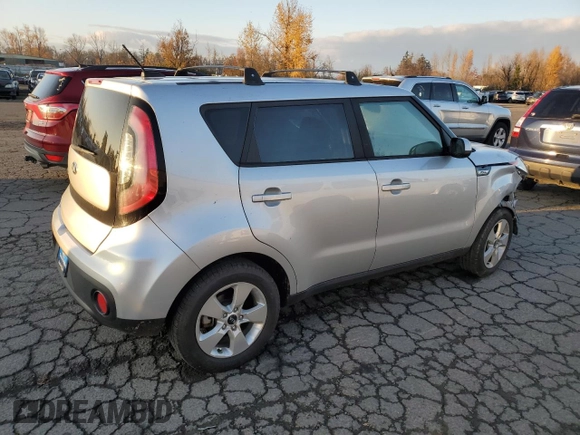 2017 Kia Soul with VIN KNDJN2A2XH7463221, listed as a Copart auction lot 82889404 with 102,034 mi miles and Salvage Title. Bid and sale history available at carsss.com. Image 3.