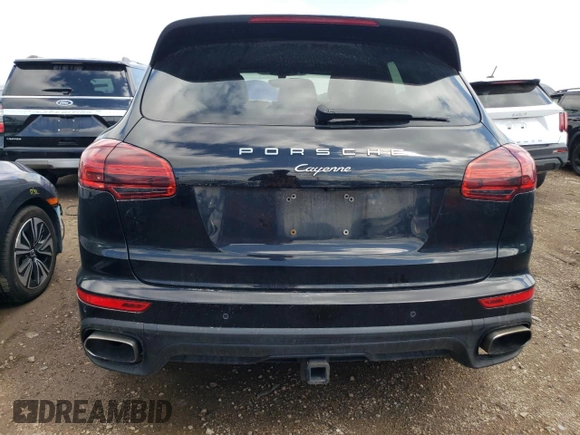 2016 Porsche Cayenne z VIN WP1AA2A20GLA06417, wystawiony jako Copart lot #55302695 z przebiegiem 172 259 mil mil oraz Czysty tytuł • Clean title. Historia ofert i sprzedaży dostępna na DreamBid. Obrazek 6.